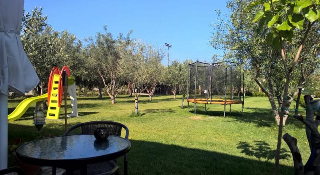 Gaia Studios & Apartments Nea Plagia Bagian luar foto