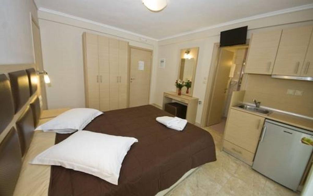 Gaia Studios & Apartments Nea Plagia Bagian luar foto