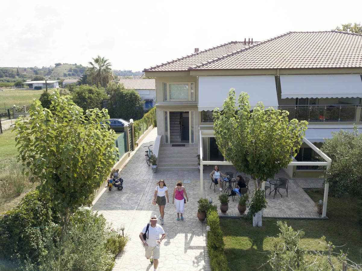 Gaia Studios & Apartments Nea Plagia Bagian luar foto