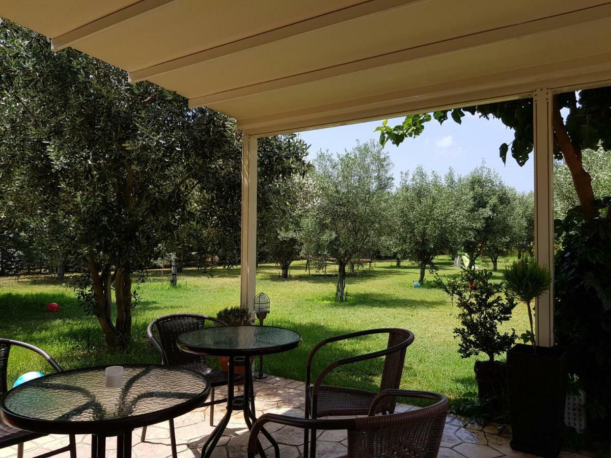 Gaia Studios & Apartments Nea Plagia Bagian luar foto