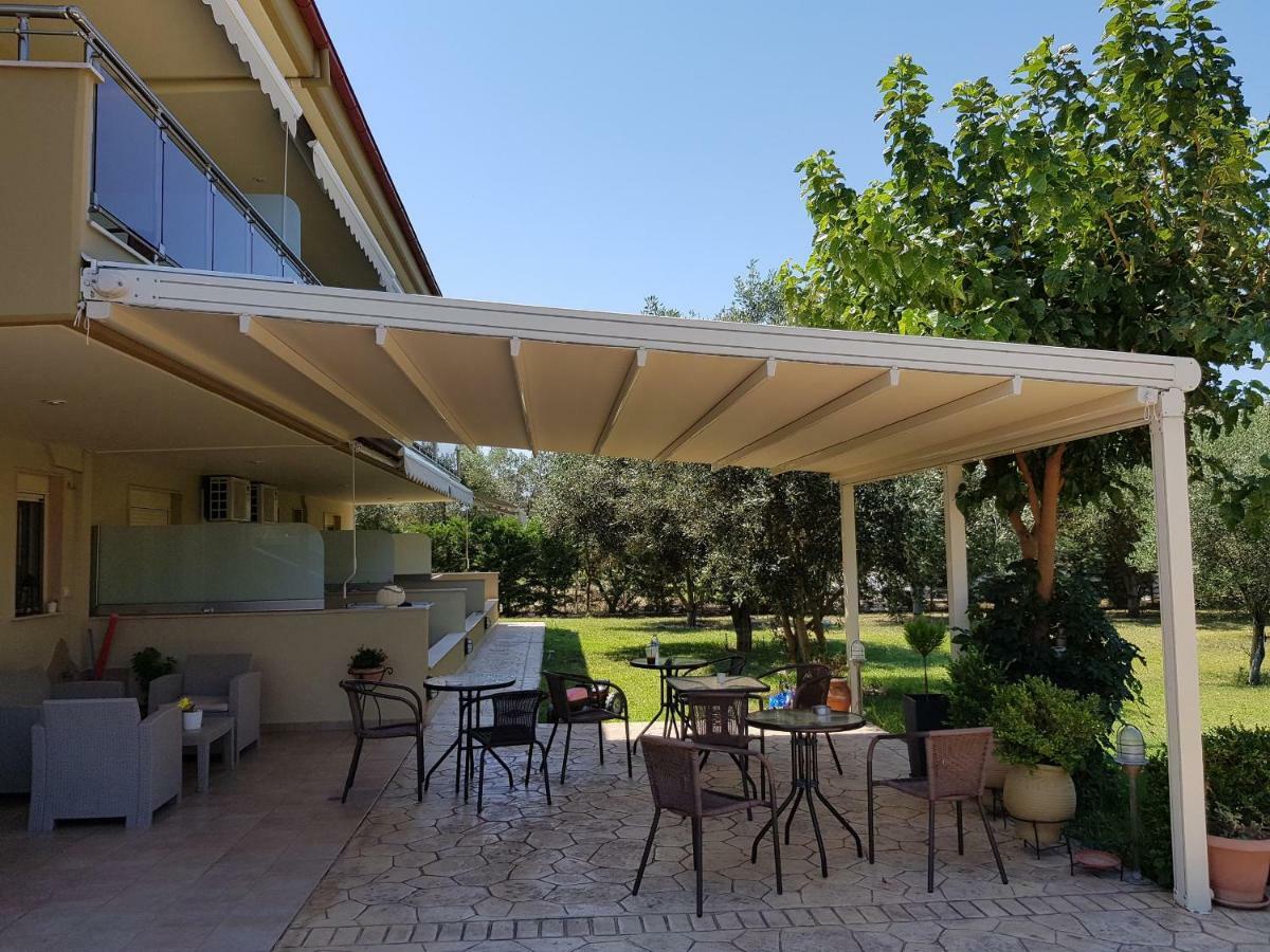 Gaia Studios & Apartments Nea Plagia Bagian luar foto